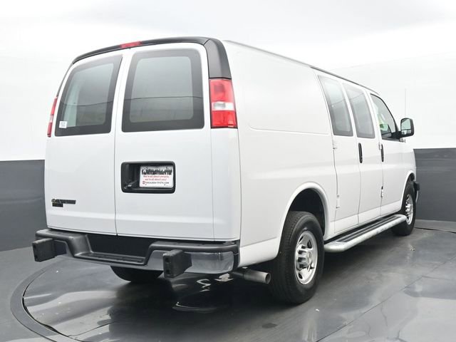 Used 2024 Chevrolet Express 2500 w/ Driver Convenience Package image 18