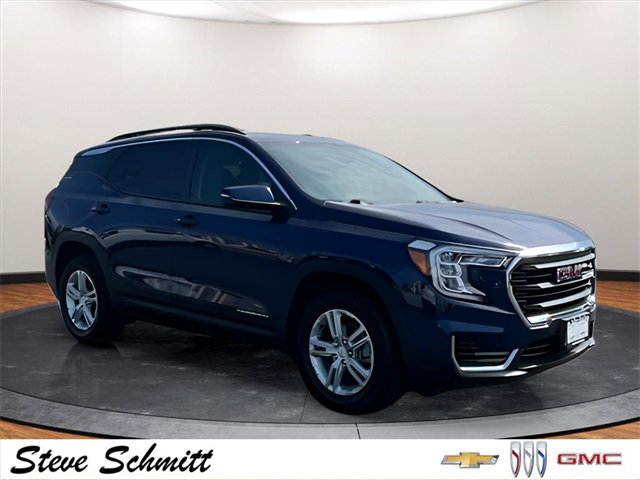 Certified 2023 GMC Terrain SLE w/ Driver Convenience Package image 2