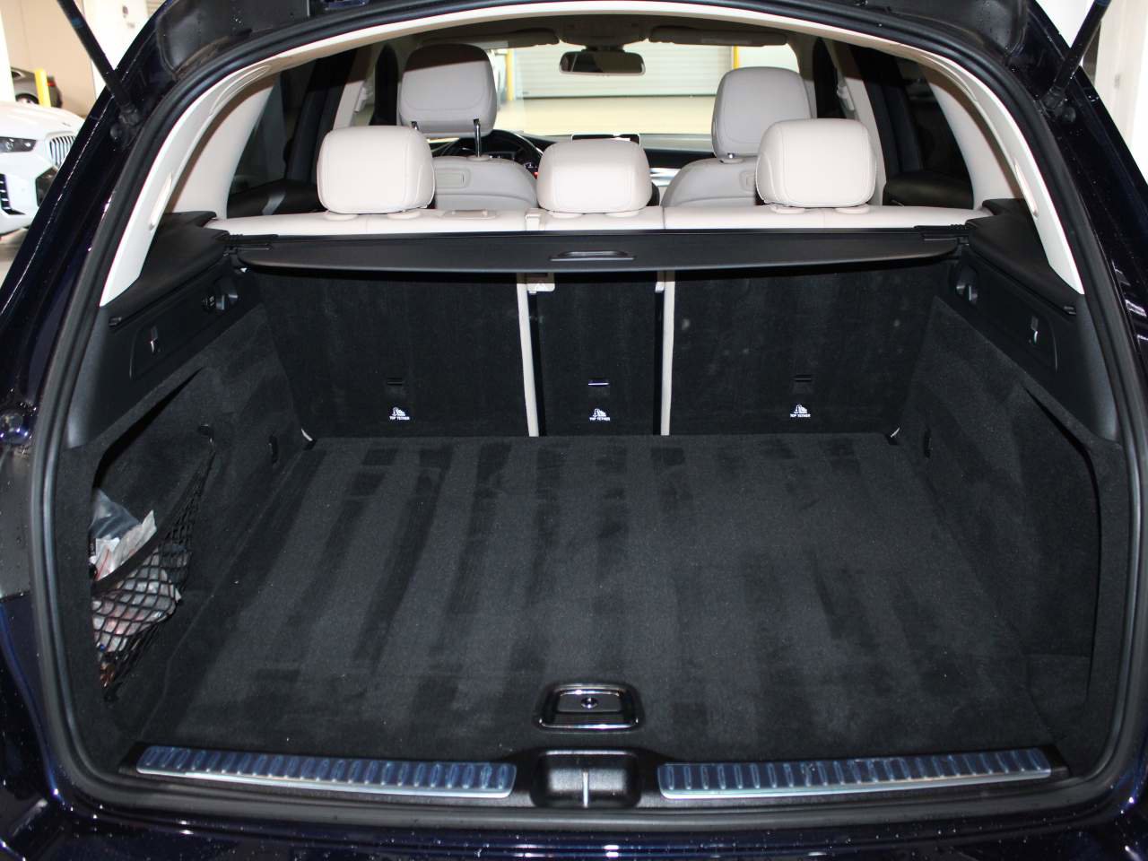 Used 2019 Mercedes-Benz GLC 300 image 7