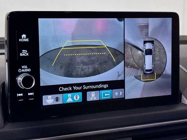 Used 2025 Honda Pilot Elite image 12