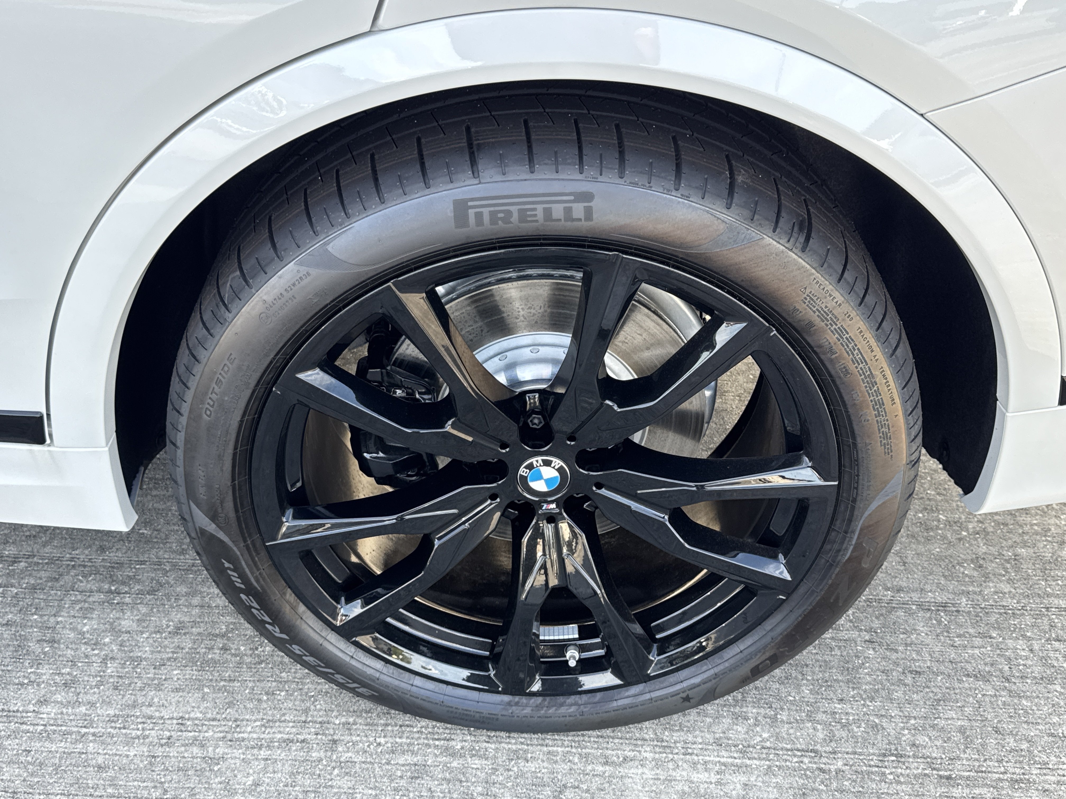 New 2027 BMW X7 xDrive40i w/ Executive Package AWD/4WD image 26
