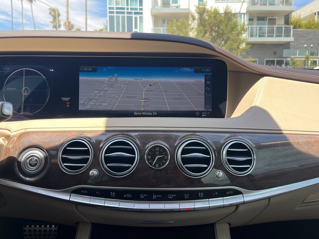 Used 2019 Mercedes-Benz S 560 Sedan image 20