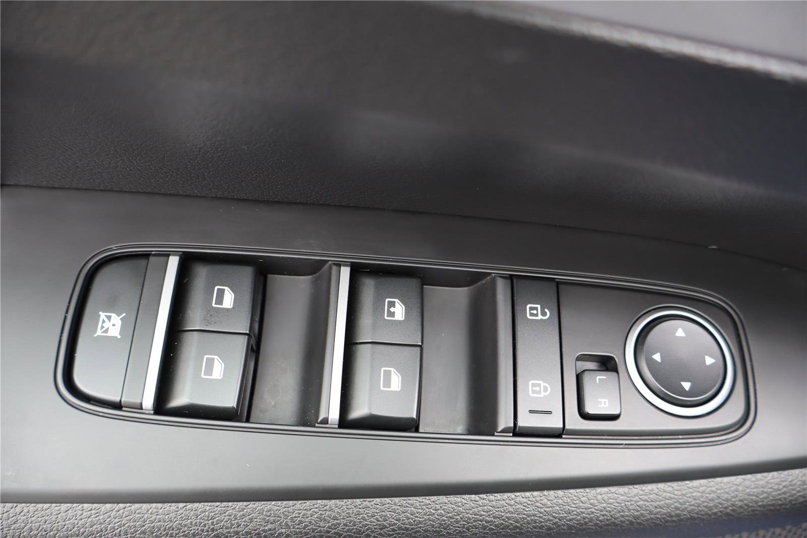 Certified 2023 Kia Forte LXS w/ LXS Technology Package image 14