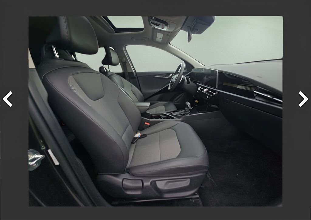 Used 2023 Kia Niro EX Touring image 23