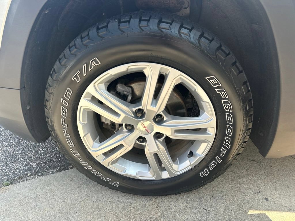 Used 2018 GMC Terrain SLE w/ Driver Convenience Package AWD/4WD image 37