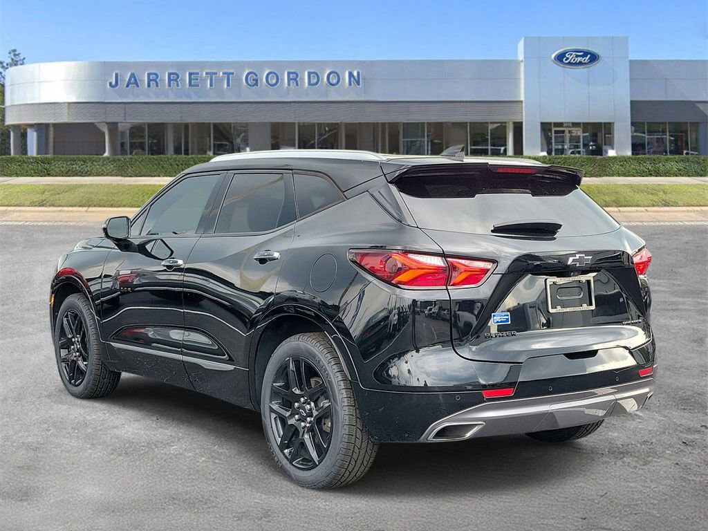 Used 2021 Chevrolet Blazer Premier w/ Driver Confidence II Package FWD image 3