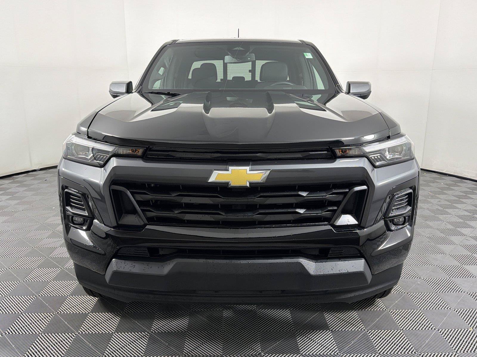 Certified 2024 Chevrolet Colorado LT w/ LT Convenience Package III RWD image 2