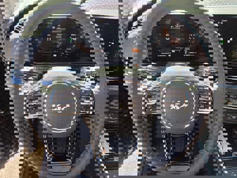 New 2026 Kia Carnival LXS image 11