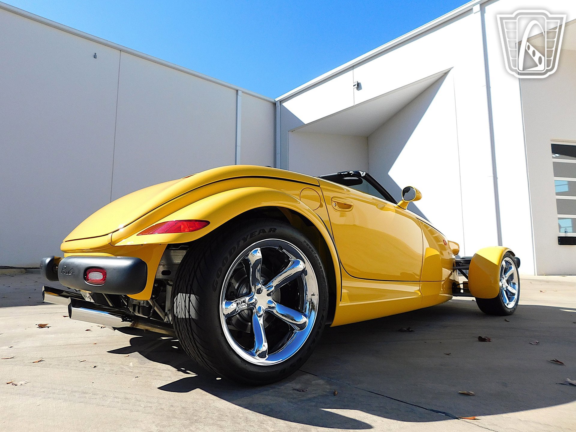 Used 2000 Plymouth Prowler RWD image 24