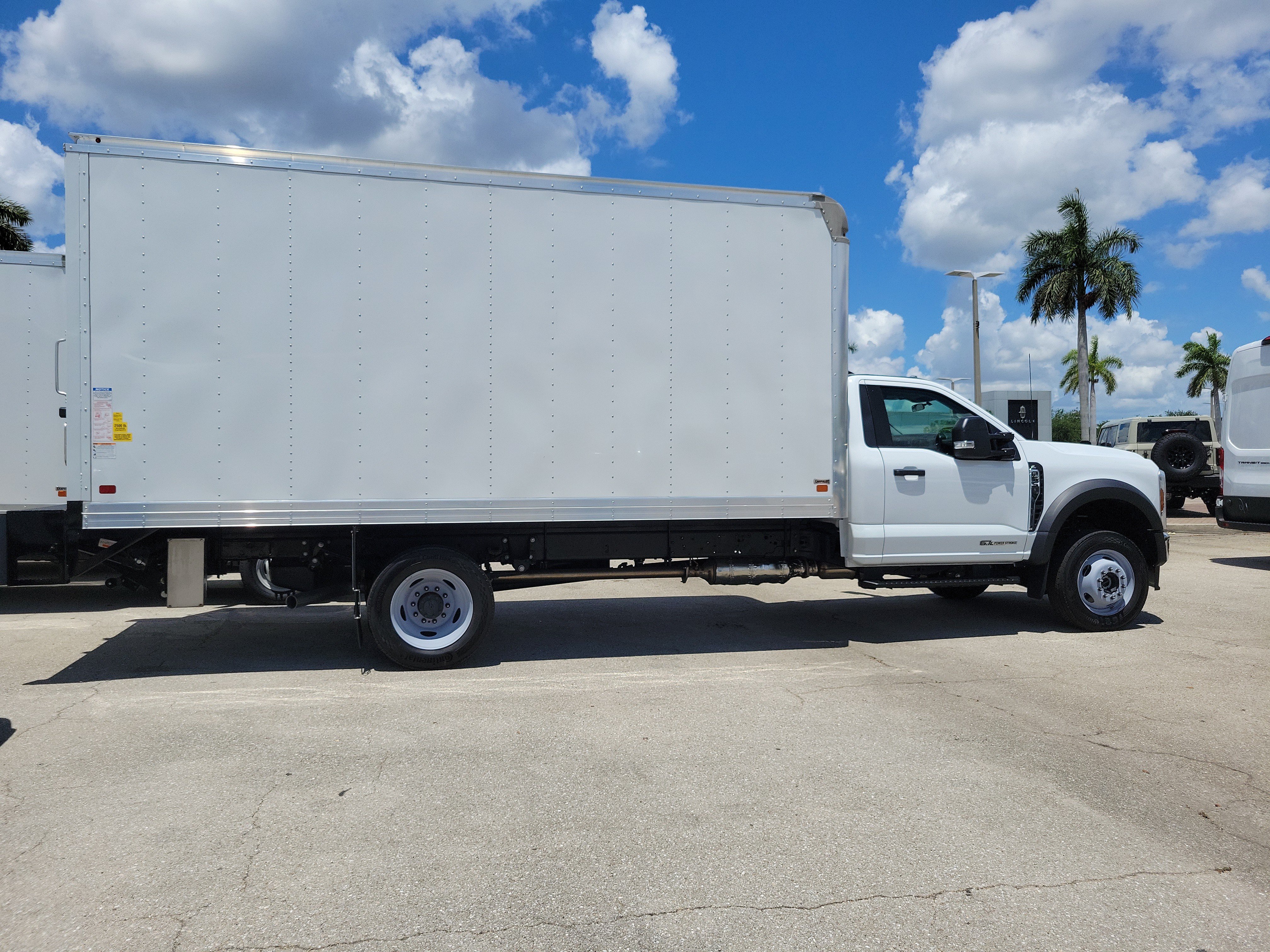 New 2026 Ford F550 4x4 Regular Cab Super Duty w/ XL Chrome Package image 14