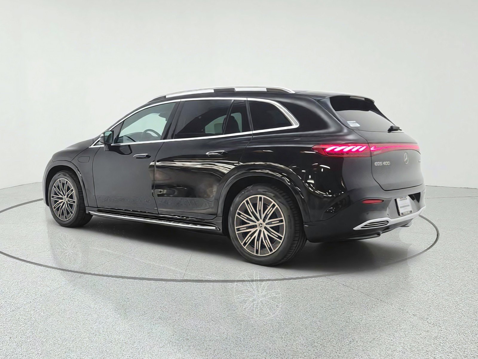 New 2027 Mercedes-Benz EQS 400 4MATIC SUV image 7