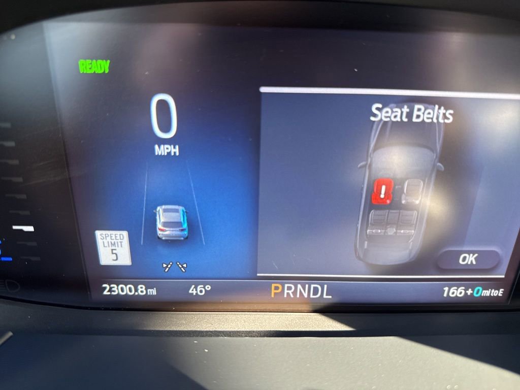 Certified 2025 Ford Escape SE image 30