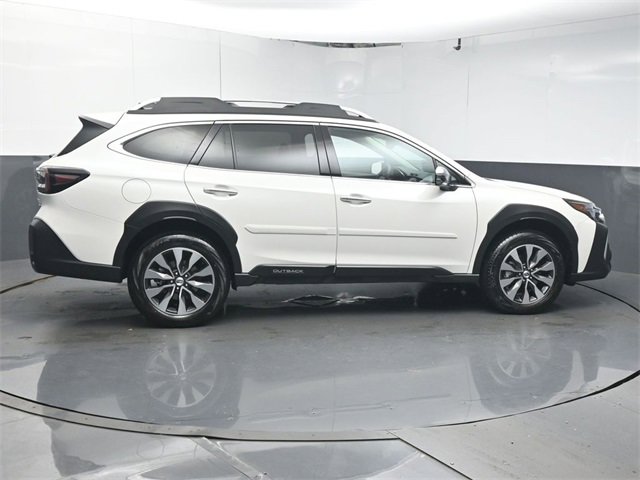 Used 2025 Subaru Outback Touring XT w/ Tech Package 3 image 8