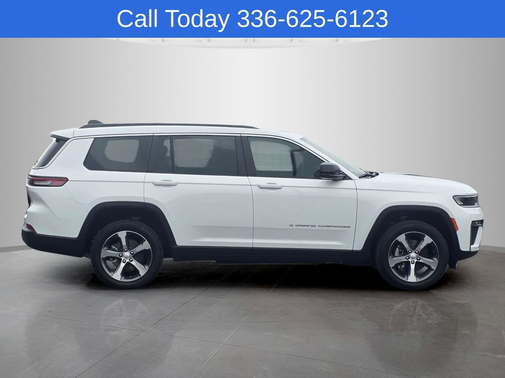 New 2026 Jeep Grand Cherokee L Limited AWD/4WD image 6