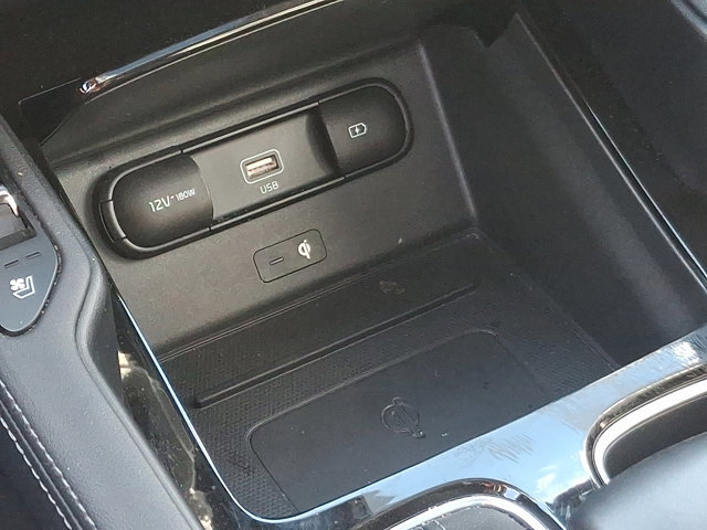 Used 2020 Kia Telluride EX image 25