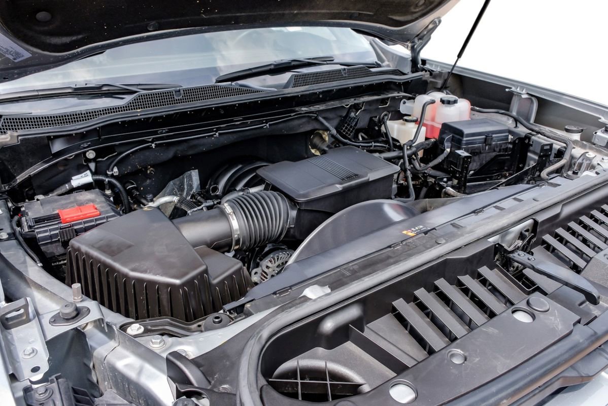 Used 2025 Chevrolet Silverado 2500 LT w/ Convenience Package image 57