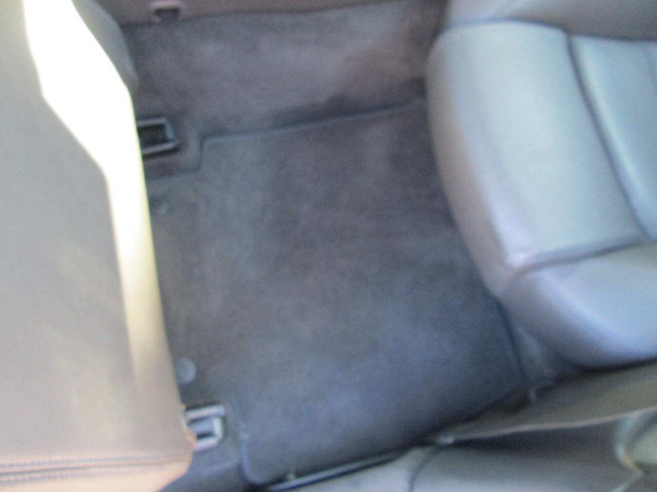 Used 2012 Maserati GranTurismo S image 31