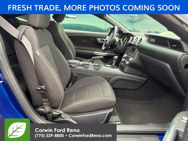 Used 2016 Ford Mustang Coupe RWD image 10