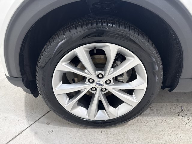 Used 2022 Ford Explorer Platinum w/ Equipment Group 601A AWD/4WD image 38