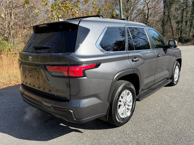 Used 2025 Toyota Sequoia SR5 image 6