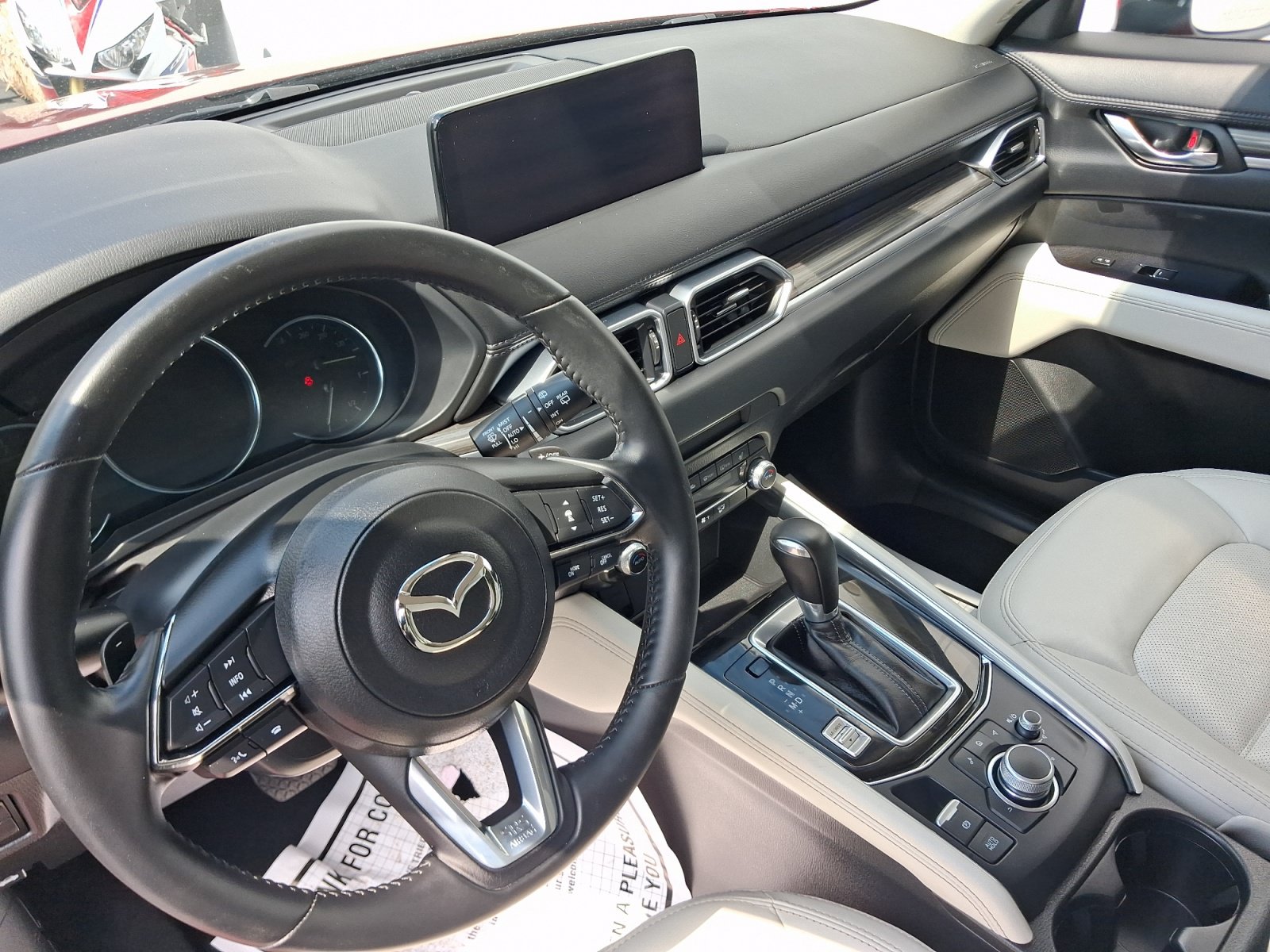 Used 2023 MAZDA CX-5 AWD 2.5 S w/ Premium Package image 4