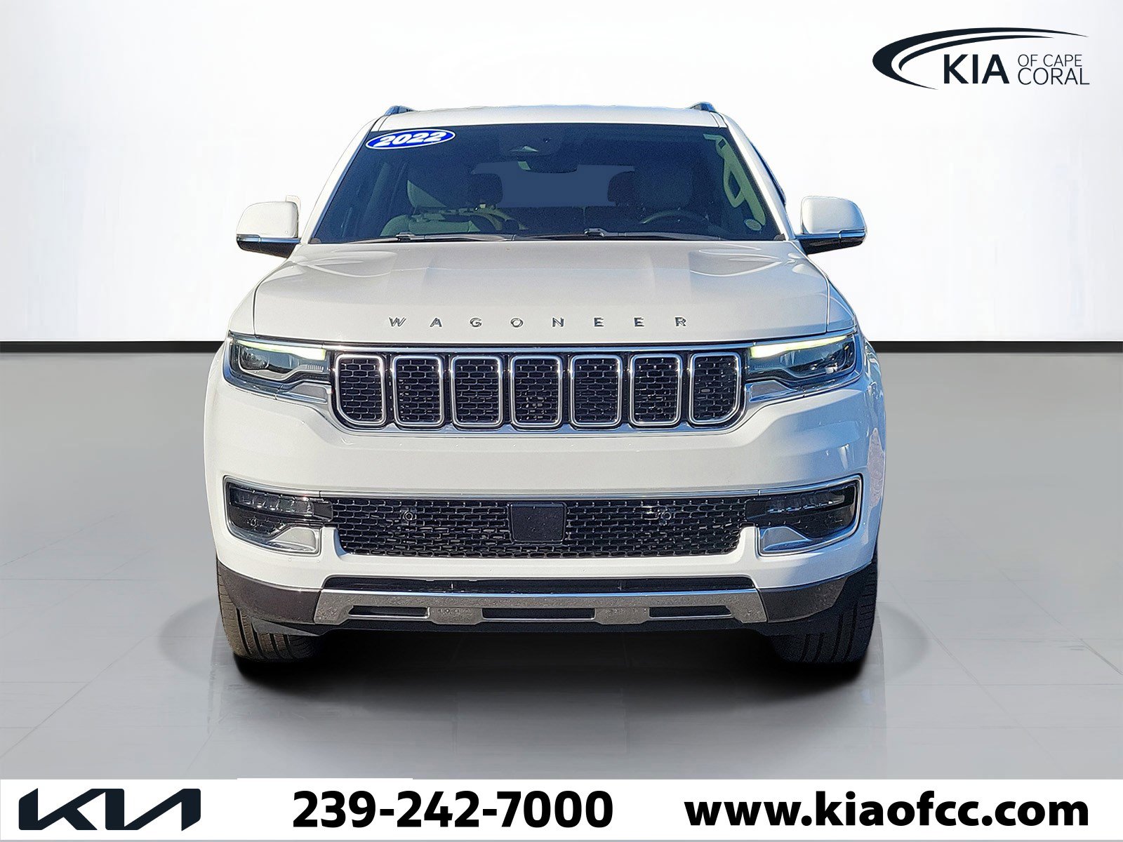 Used 2022 Jeep Wagoneer Series III w/ Flexible Seating Group image 2