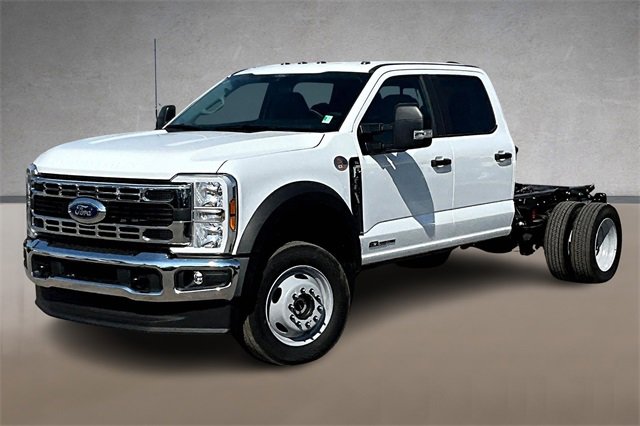 New 2026 Ford F550 4x4 Crew Cab Super Duty w/ XL Chrome Package