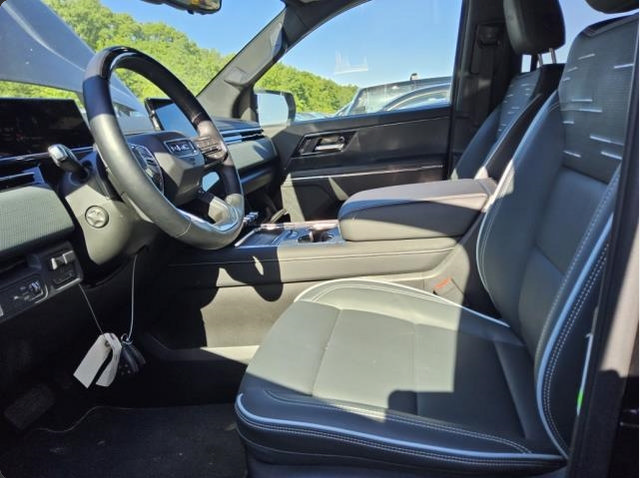 Used 2026 GMC Sierra EV AT4 w/ AT4 Premium Package AWD/4WD image 4