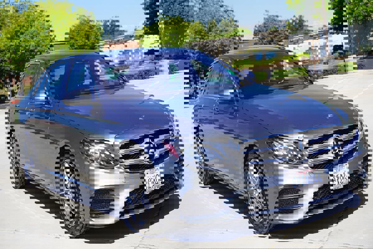 Used 2017 Mercedes-Benz E 300 image 6