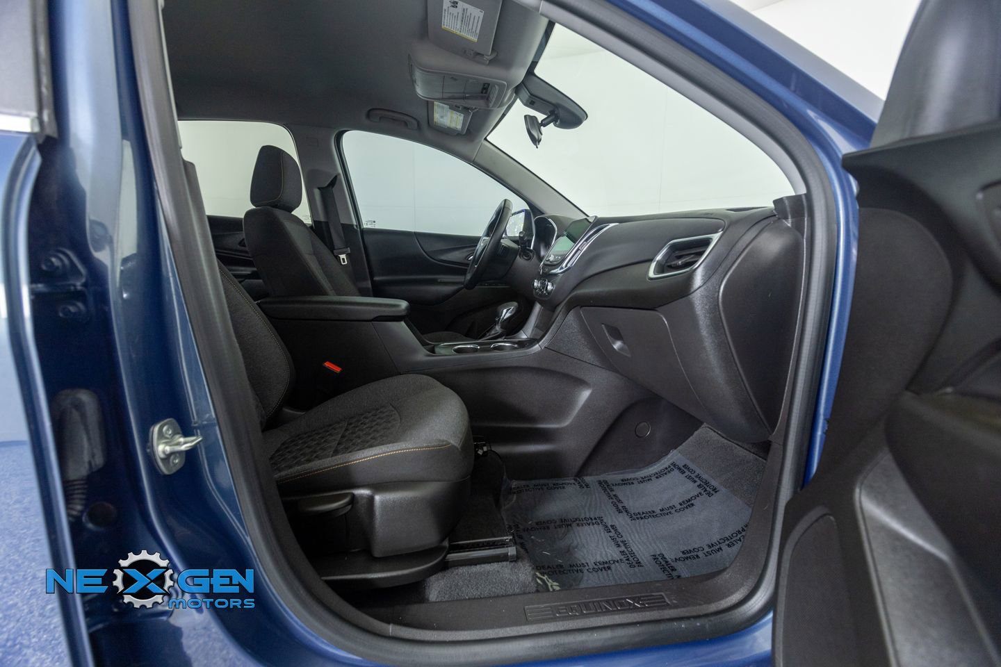 Used 2024 Chevrolet Equinox LT image 40