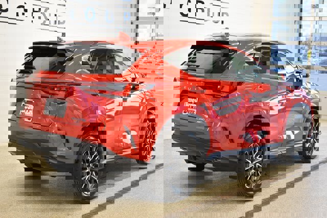 Used 2024 Lexus NX 350h AWD w/ Premium Package image 4