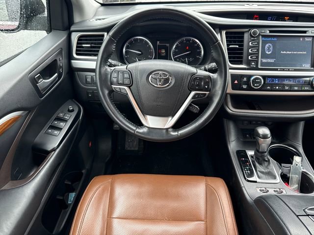Used 2018 Toyota Highlander Limited image 20