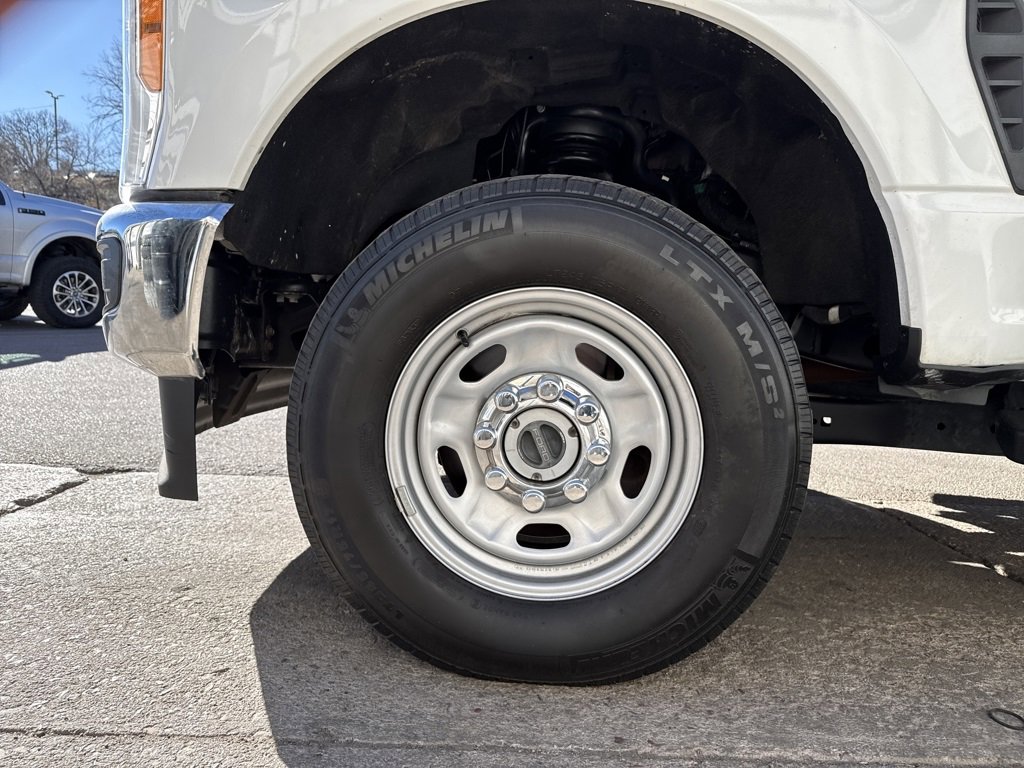 Used 2023 Ford F250 XL image 32