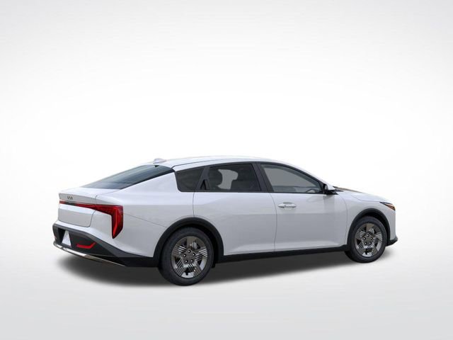 New 2026 Kia K4 LX image 6