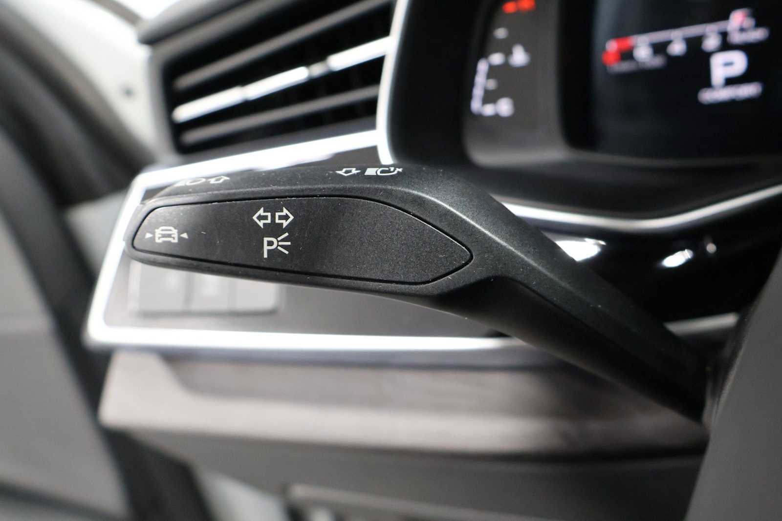 Used 2021 Audi Q7 2.0T Premium AWD/4WD image 28