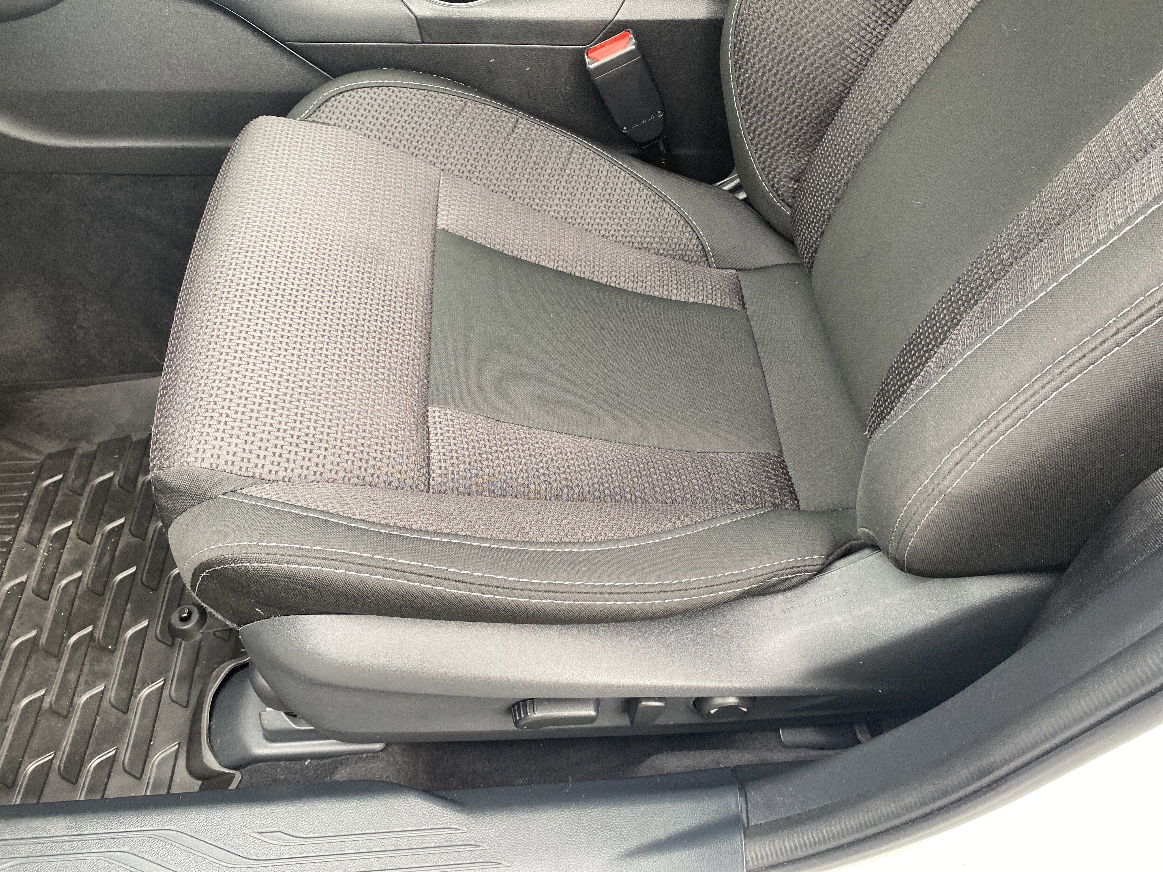 Used 2025 Subaru Outback Premium image 15