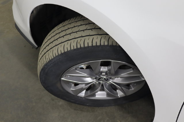Used 2024 Toyota Sienna XLE AWD/4WD image 44
