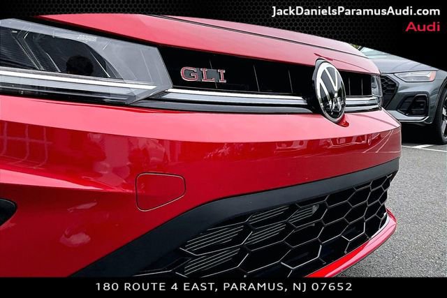 Used 2025 Volkswagen Jetta GLI Autobahn w/ GLI Black Package FWD image 18