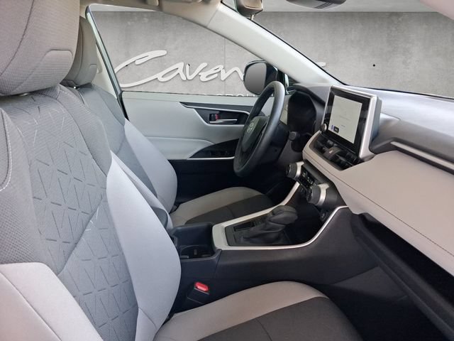 Used 2025 Toyota RAV4 XLE w/ Convenience Package FWD image 30