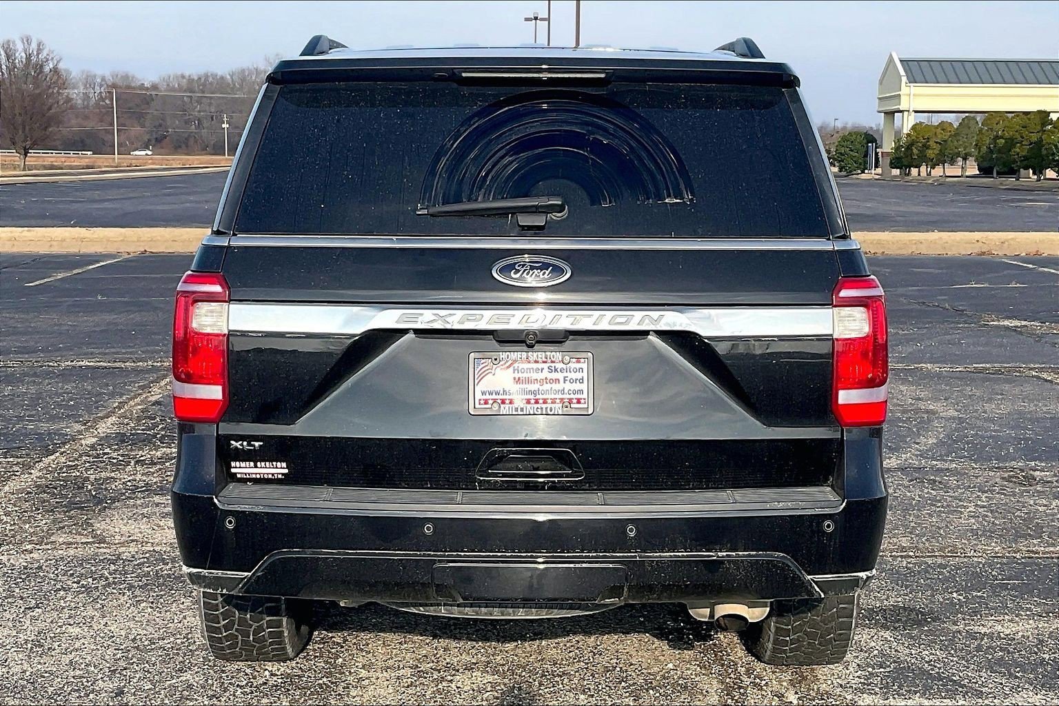 Used 2020 Ford Expedition XLT w/ Equipment Group 202A image 5