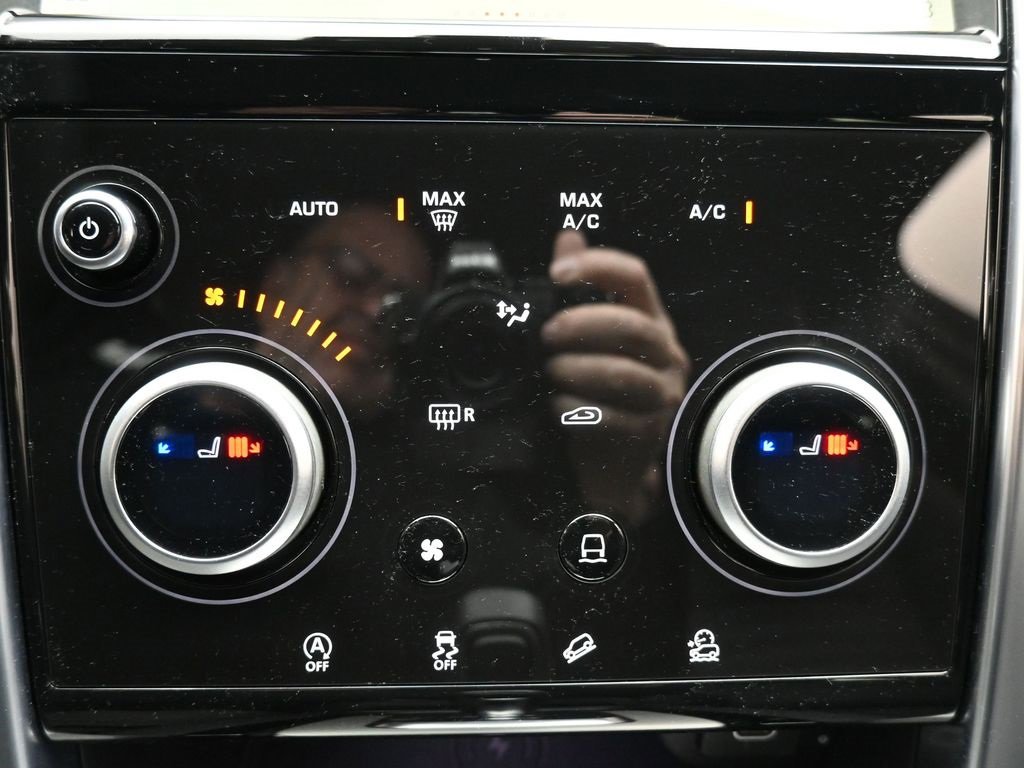 Used 2023 Land Rover Discovery Sport S R-Dynamic image 17