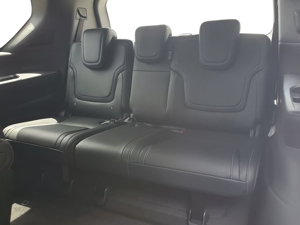 New 2026 Nissan Armada PRO-4X w/ Captain's Chari Seat Package AWD/4WD image 16