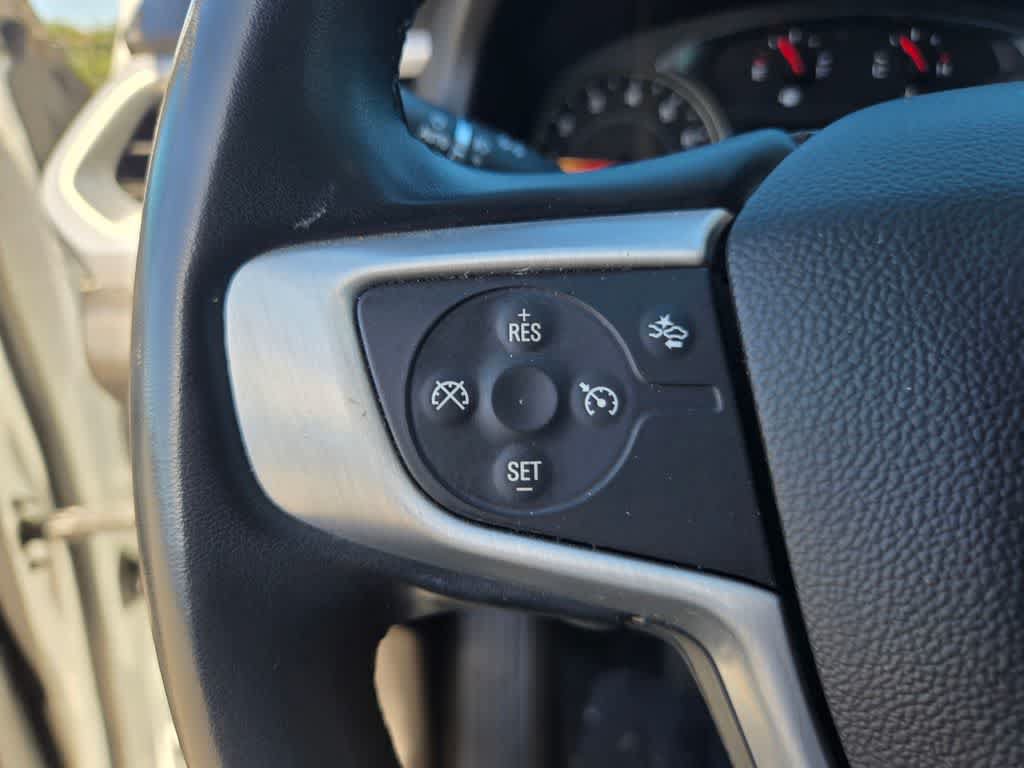 Used 2023 GMC Acadia SLT FWD image 21
