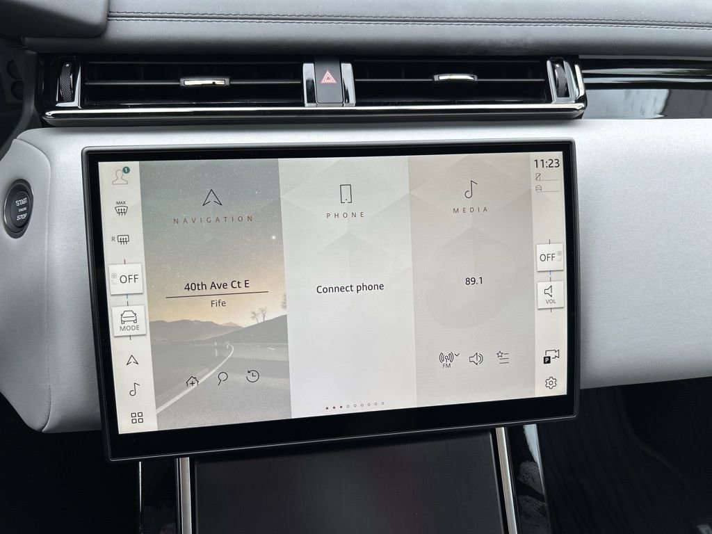 New 2026 Land Rover Range Rover Velar Dynamic SE image 25