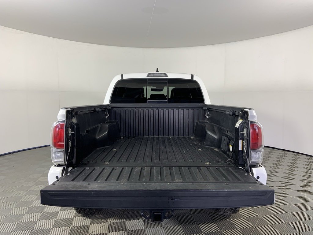 Used 2020 Toyota Tacoma TRD Off-Road image 9