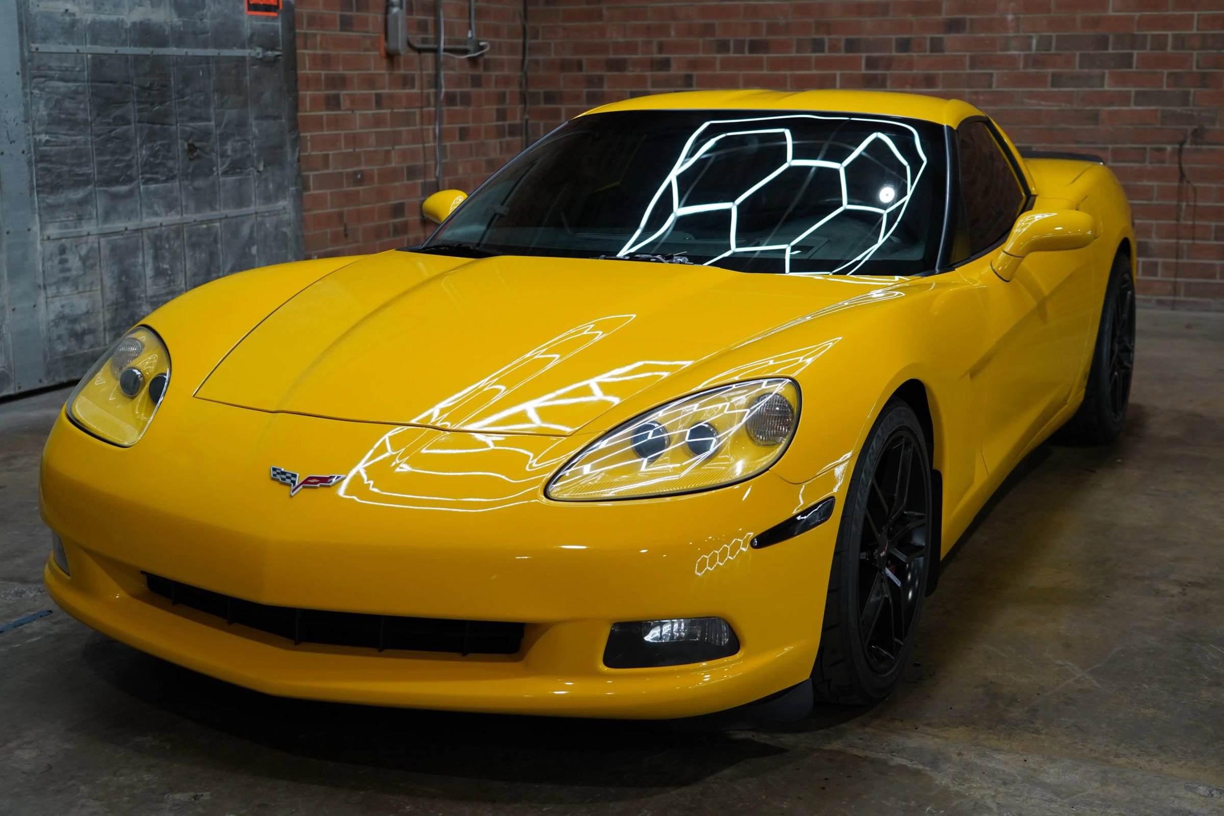 Used 2006 Chevrolet Corvette Coupe w/ Preferred Equipment Group image 8