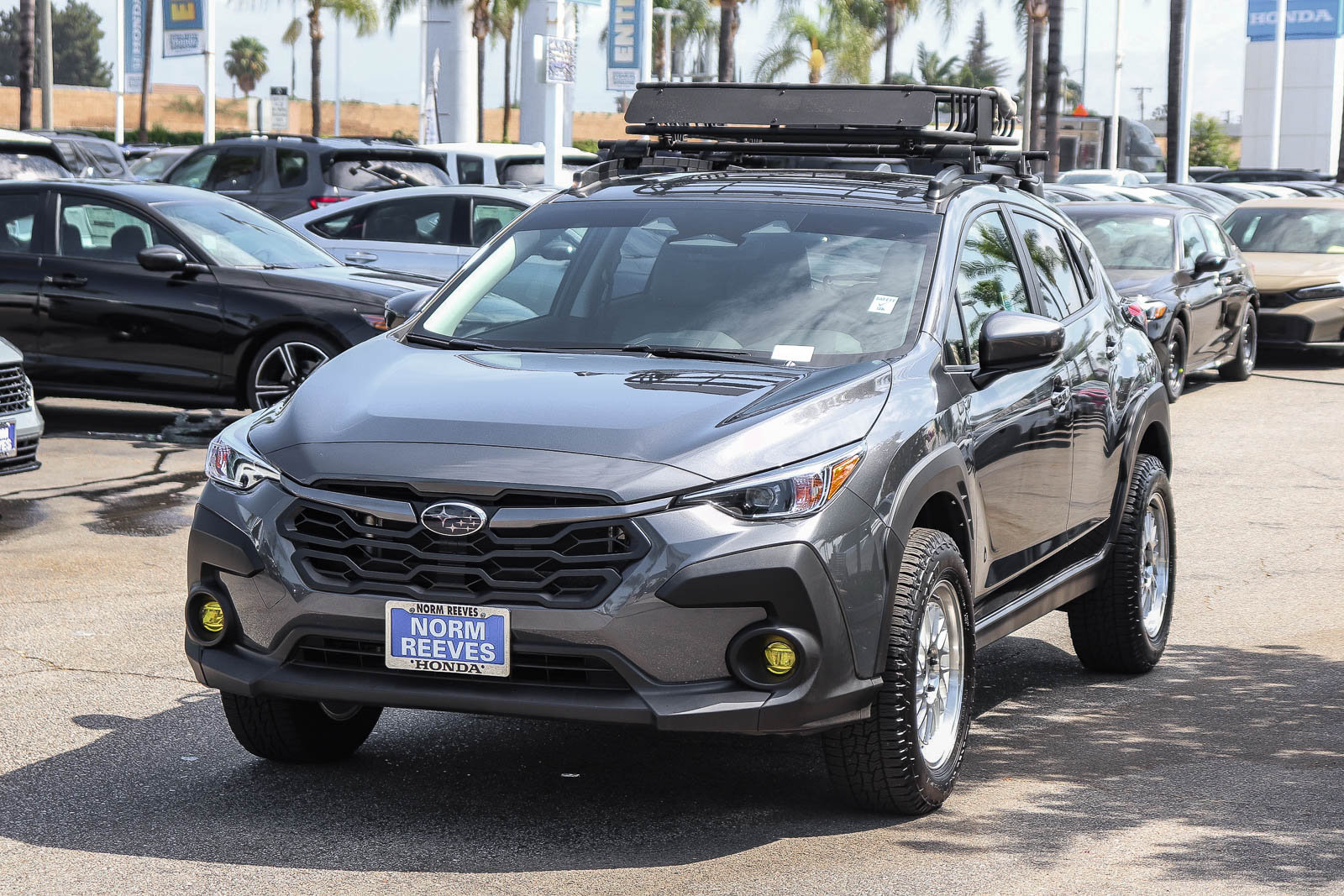 Used 2024 Subaru Crosstrek 2.0i Premium w/ Crosstrek Mirror Package AWD/4WD image 3