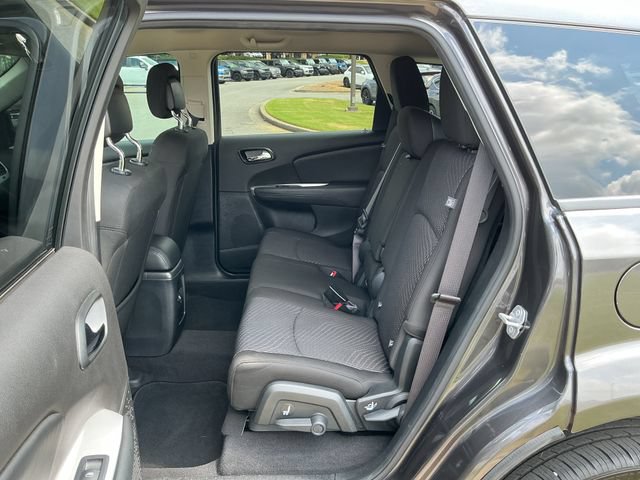 Used 2020 Dodge Journey SE FWD image 25