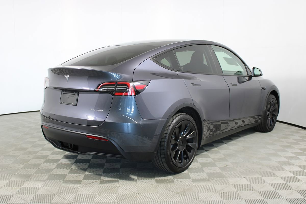 Used 2020 Tesla Model Y Long Range AWD/4WD image 34