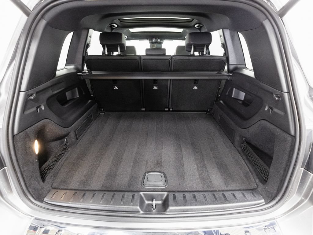 Used 2023 Mercedes-Benz EQB 300 4MATIC image 29